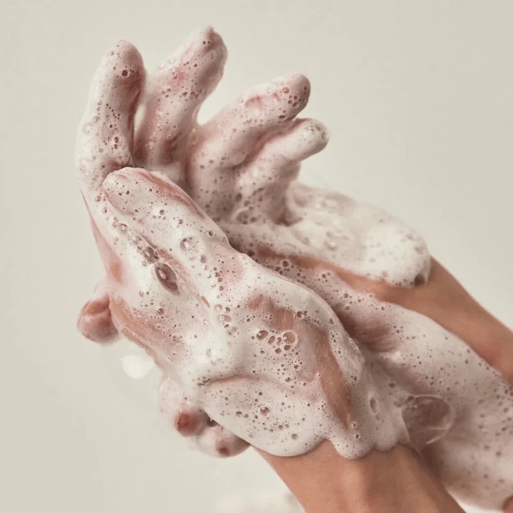 Heartleaf Succinic Moisture Cleansing Foam 150ml - Image 3